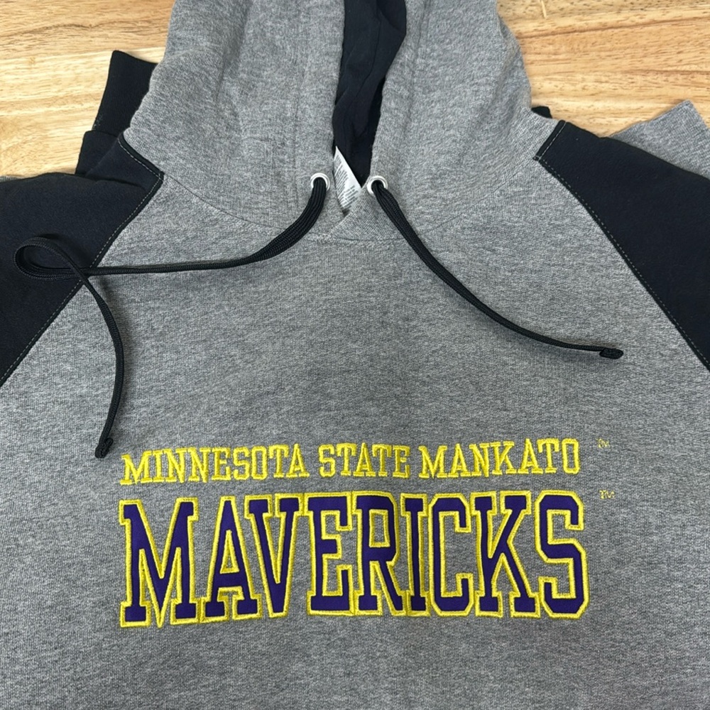 Men’s Minnesota State University Mankato Hoodie